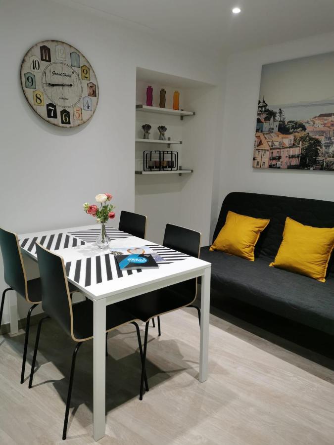 Loft 55 Appartamento Oeiras Esterno foto