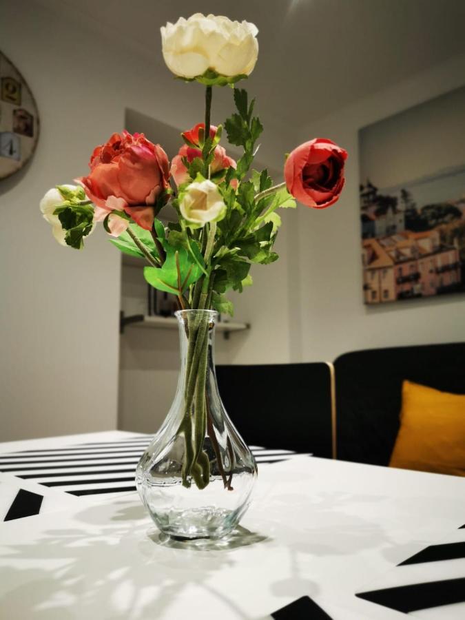 Loft 55 Appartamento Oeiras Esterno foto